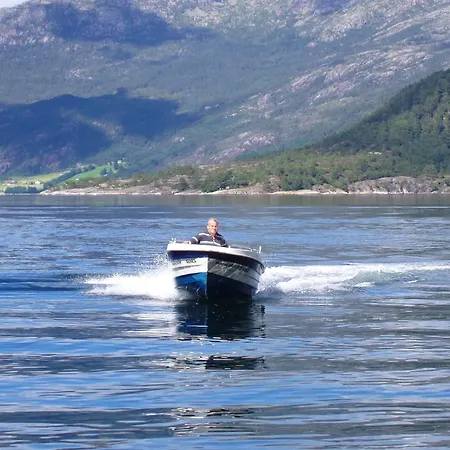 Hébergement de vacances Fjordhytte-2 Am Hardangerfjord, Grandioses Fjordpanorama, 20 Ps Motorboot Mietbar!